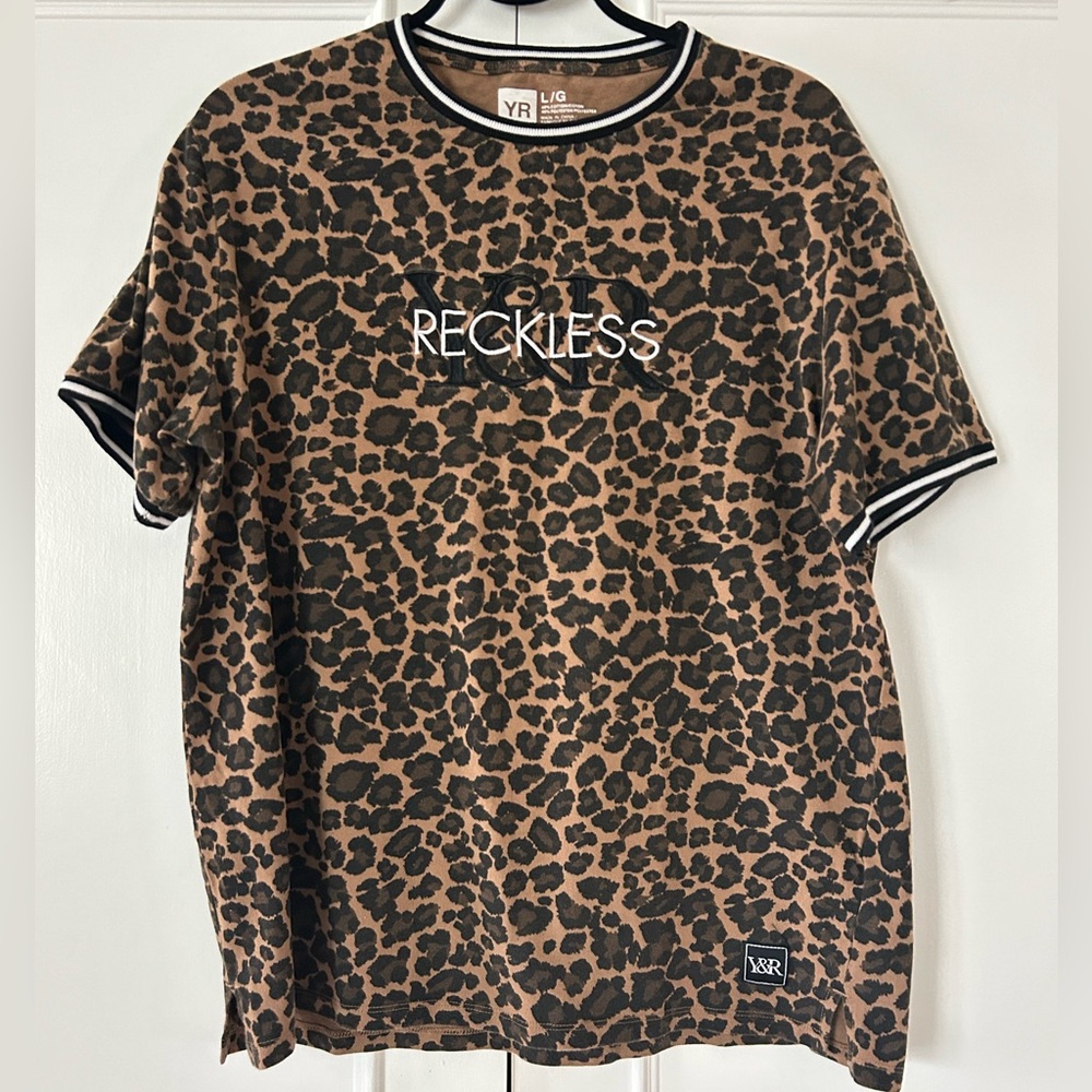Young&reckless leopard print crew neck t-shirt. EUC. Size L